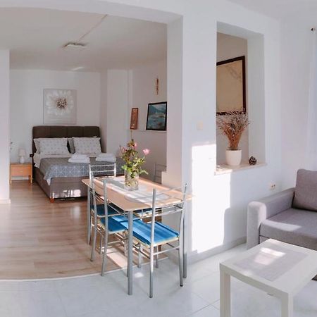 Marko Apartment Ровінь Екстер'єр фото