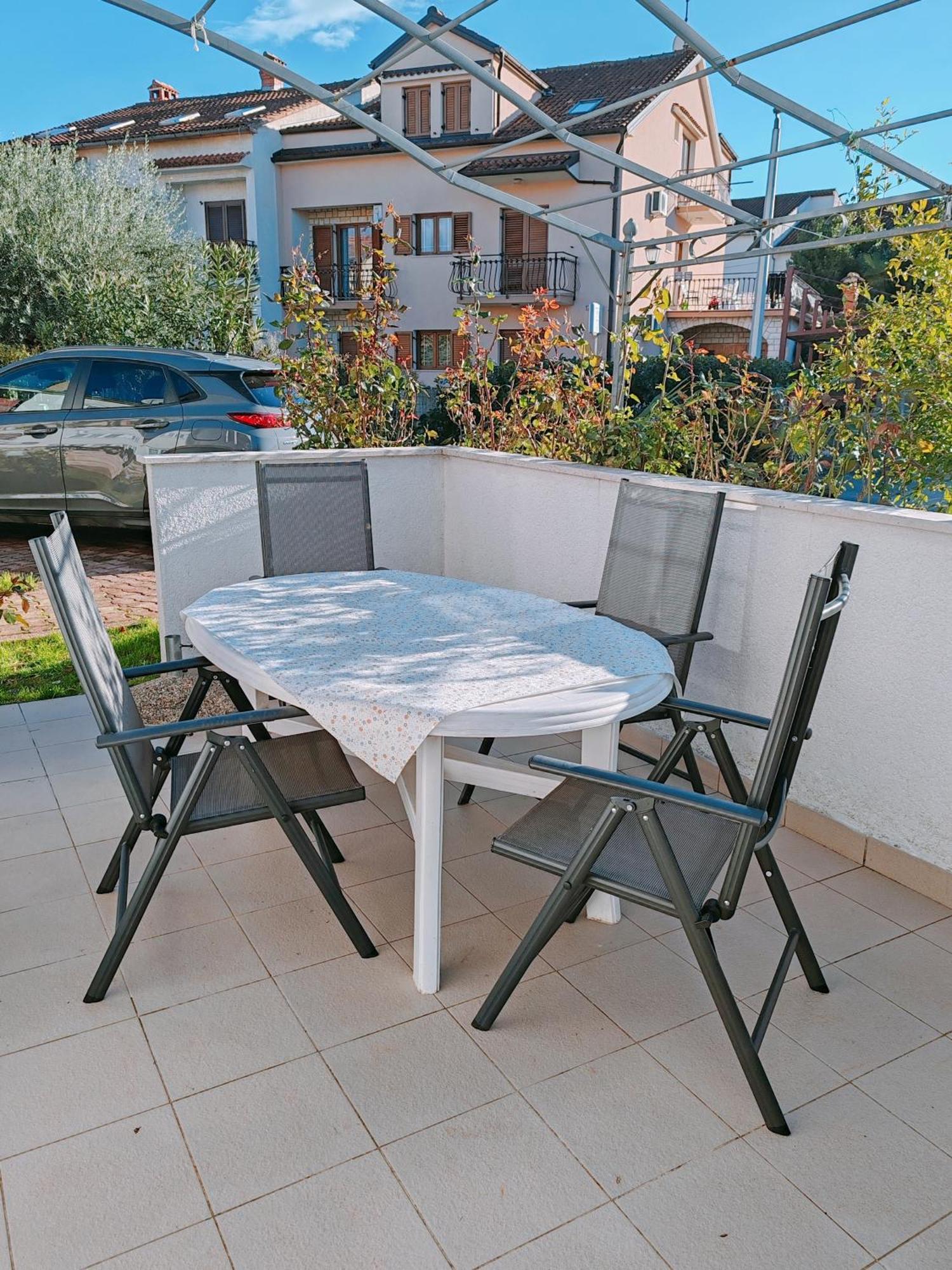 Marko Apartment Ровінь Екстер'єр фото